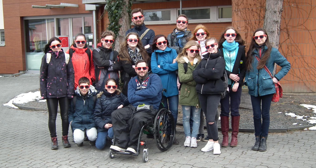 Frýdlantští studenti gymnázia se ve Světové škole zaměřují na téma života lidí s hendikepem.